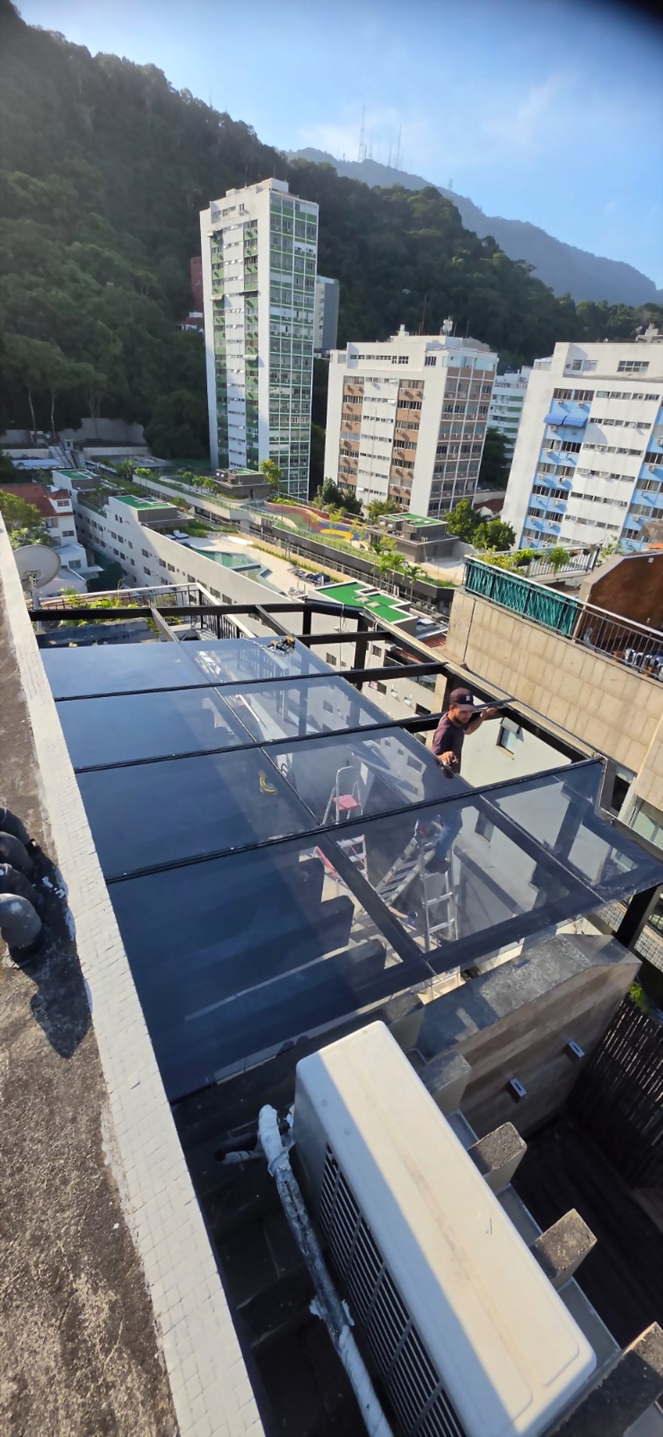 Cobertura — vista aérea — Coberturas executado pela Serralheria Confiança no Rio de Janeiro